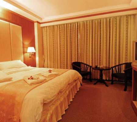 Western Grand Hotel Ratchaburi Dış mekan fotoğraf